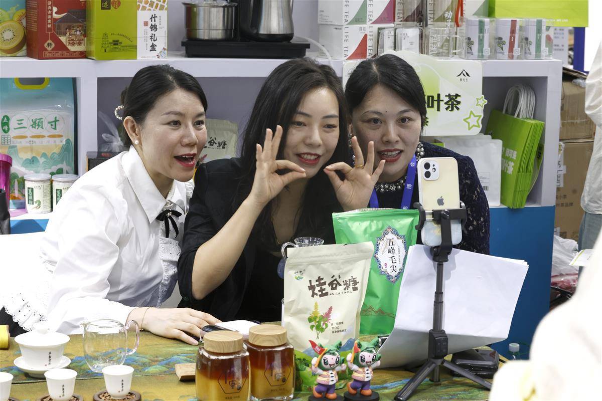 手机版龙虎网